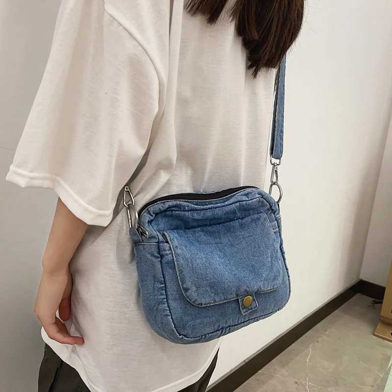 Casual Denim Womens Bag 2023 Trend Summer Shoulder Crossbody Bags For Student Phone Purses and Handbags Jeans Messenger Bag Y250719