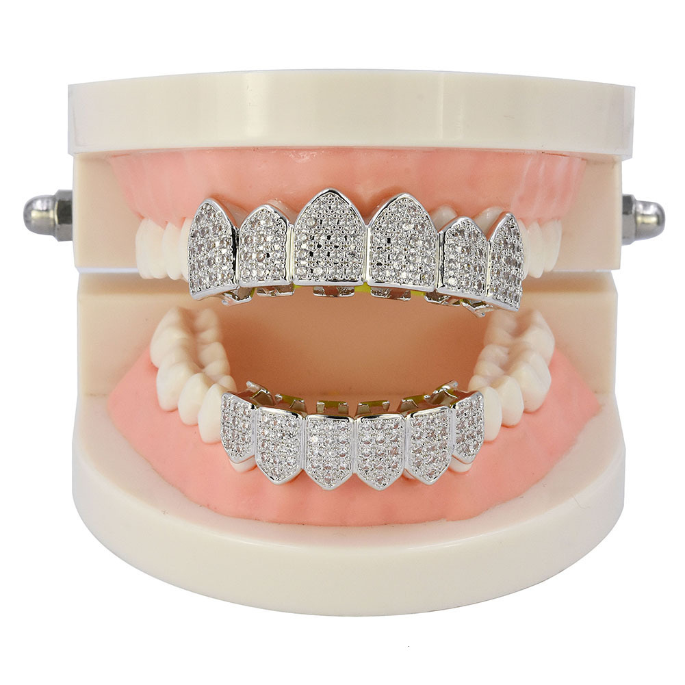 Iced Out Gold Vampire Teeth Grillz Hip Hop Accessory High Quality Bling Bling