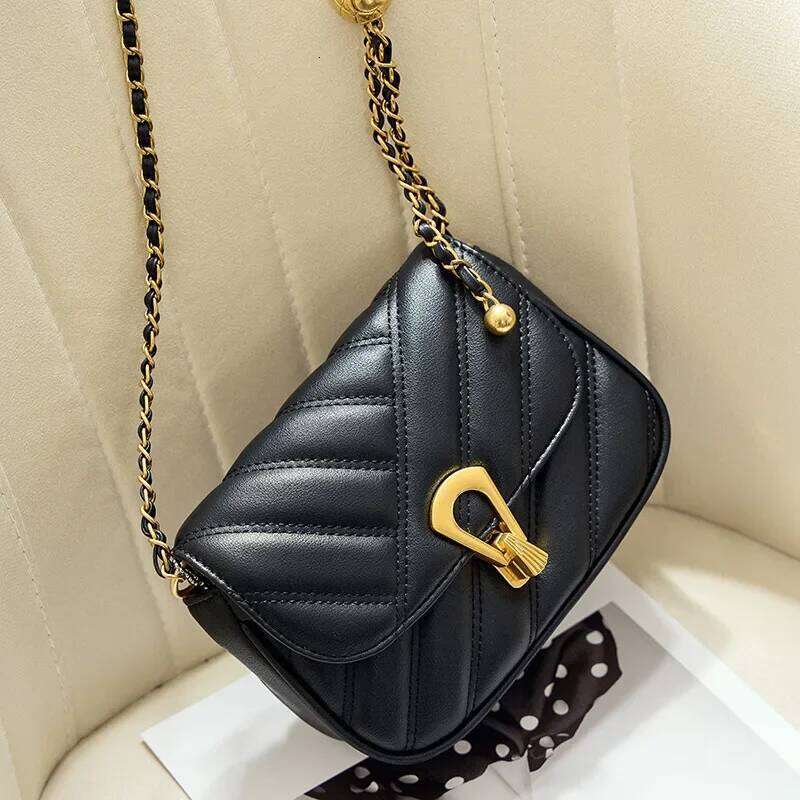 Luxury designer new women's leather chain bright cowhide underarm shoulder mini messenger bag