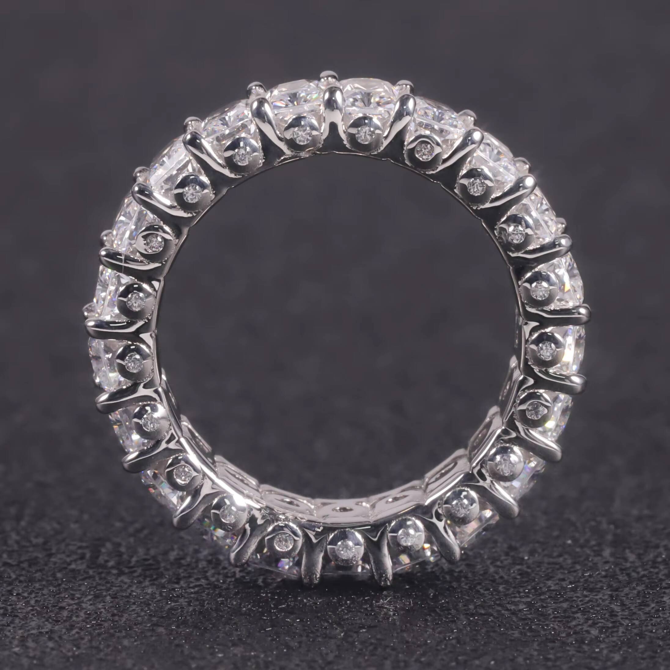 OL1422 High End Jewelry Factory Wholesale Solid White Gold Custom Women Men Designs Moissanite Diamond Gold Eternity Band