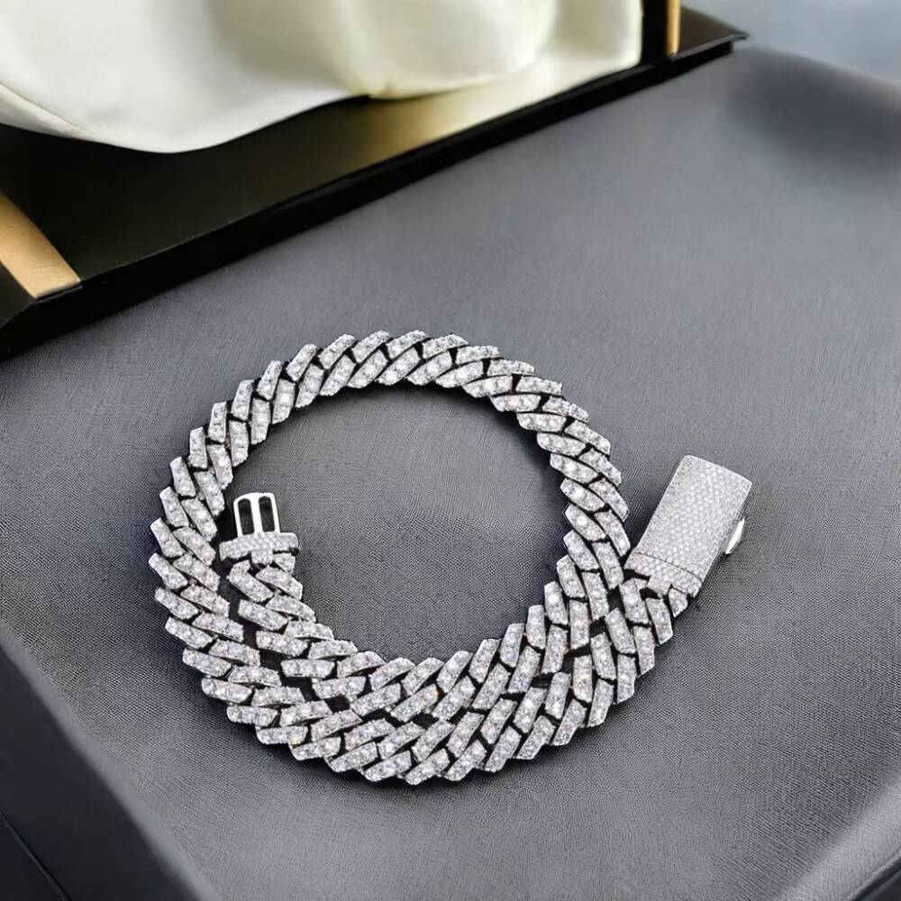 Custom 18mm Cuban Link Chain 1 Row 925 Silver Hip Hop Iced Out Sparkling White Gold Plated Moissanite Cuban Chain