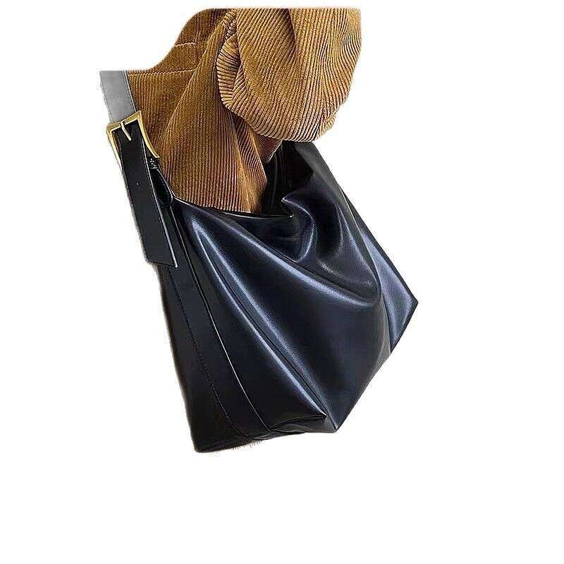 Leather Bag Bucket Bag Tote Bag Soft Leather Tote Large Capacity New Korean And Japanese Style Commuter Single Shoulder Crossbody Bag Light