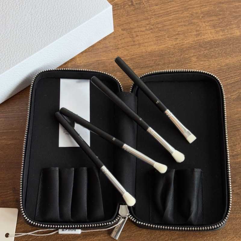 Makeup Brush High-end Gift Set Foundation Brush Blush Brush Eyeshadow Brush Eyeliner Brush Makeup Brushes with Gift Box