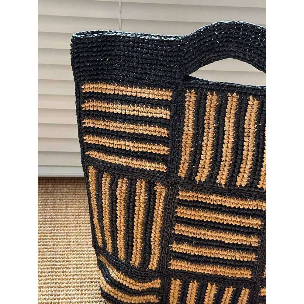 Fashion Handmade Natural Raffia Straw Woven Women Stripe Daily Bag Handbags Office Designer Tote High Quality Purse