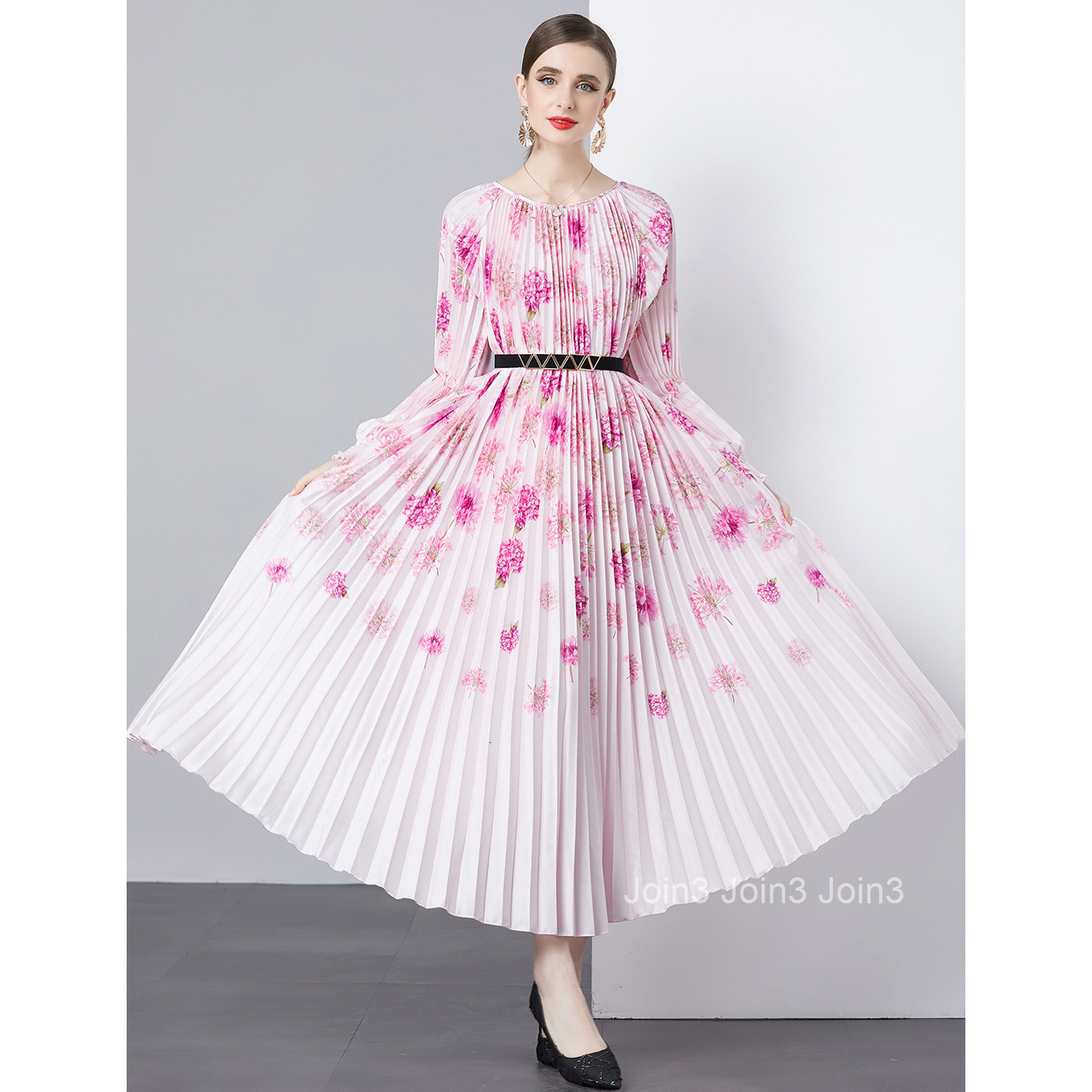 9475 Miyake Pleated 5.5m Large Hem Accordion Pleated Dress