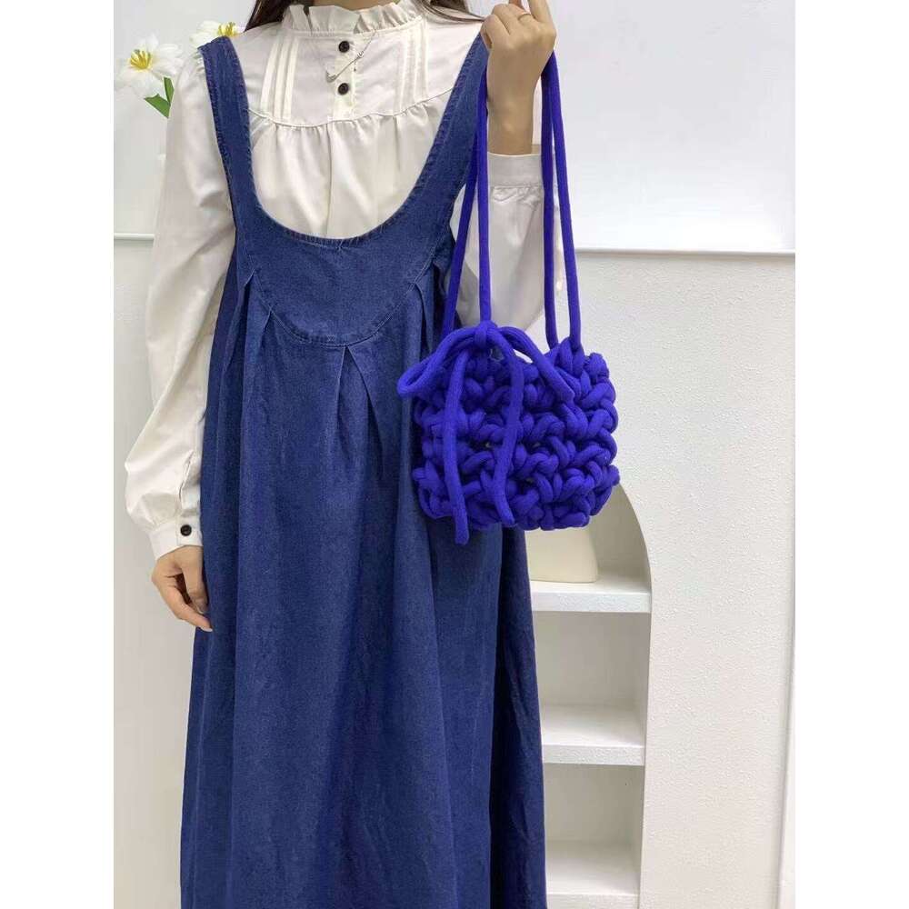 DIY Handmade Knitted with Thick Yarn, Customizable for Group Activities, Bowknot Shoulder Bag