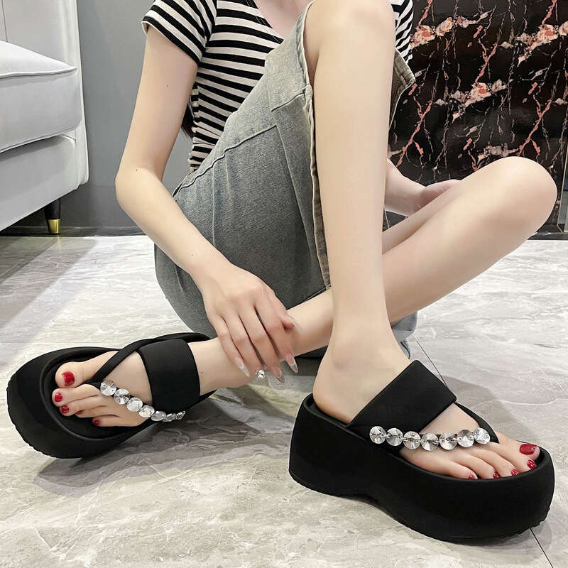 Platform Thick Sole Fashion Flip-Flops for Women 2025 Spring New Rhinestone Elegant Casual Sandals