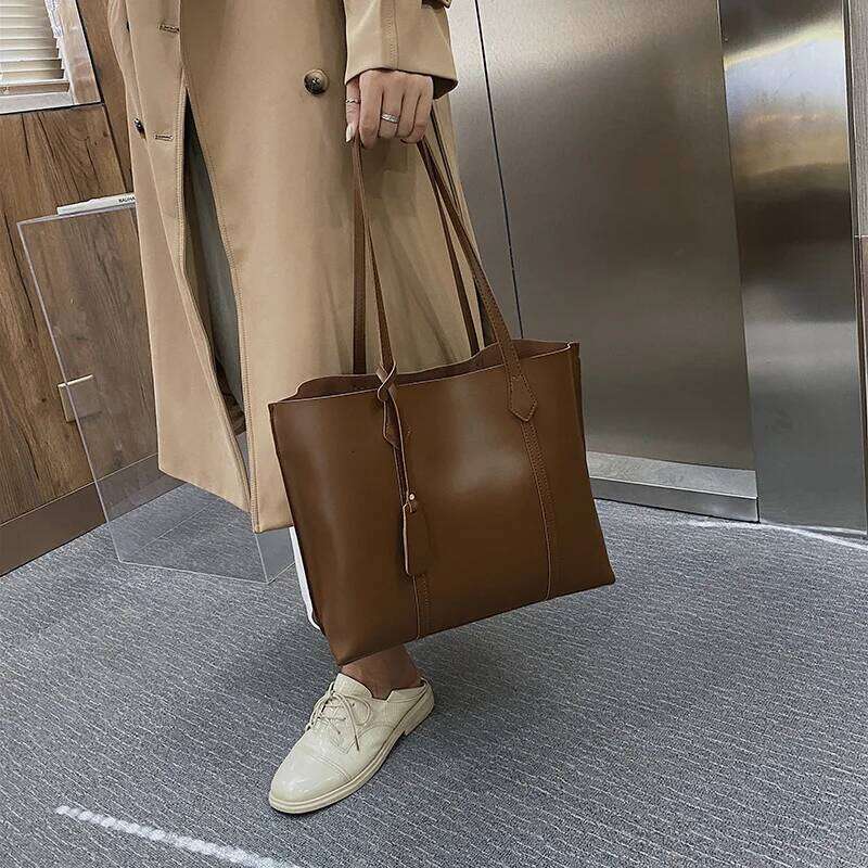 Simple Fashion High Capacity Casual Tote Bags For Women Autumn New Pure Color Shoulder Shopper Bag Soft PU Travel Bolsa Feminina