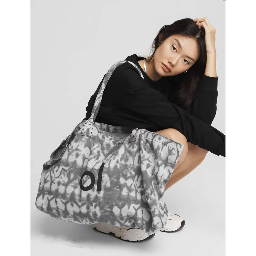 Designer Bag Men and Women Handbag Yoga alosetly women clothes Large Capacity Short Distance Travel lemonize belt Bag Canvas Shopper lemonize Tote Bags