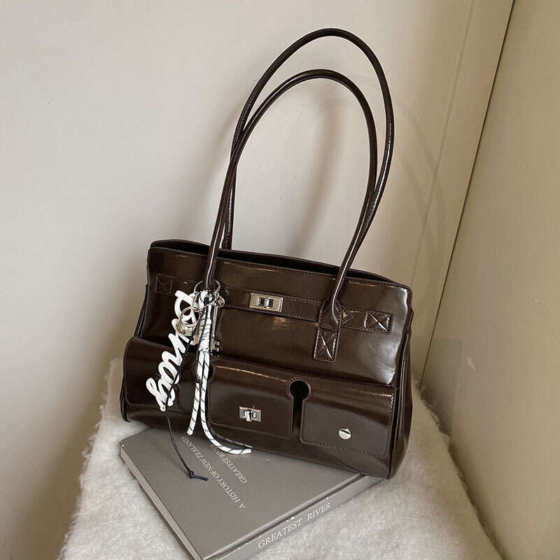 Oil Wax Leather Handheld Underarm for Women 2025 New Large Capacity High-End Versatile Commuting Shoulder Bag