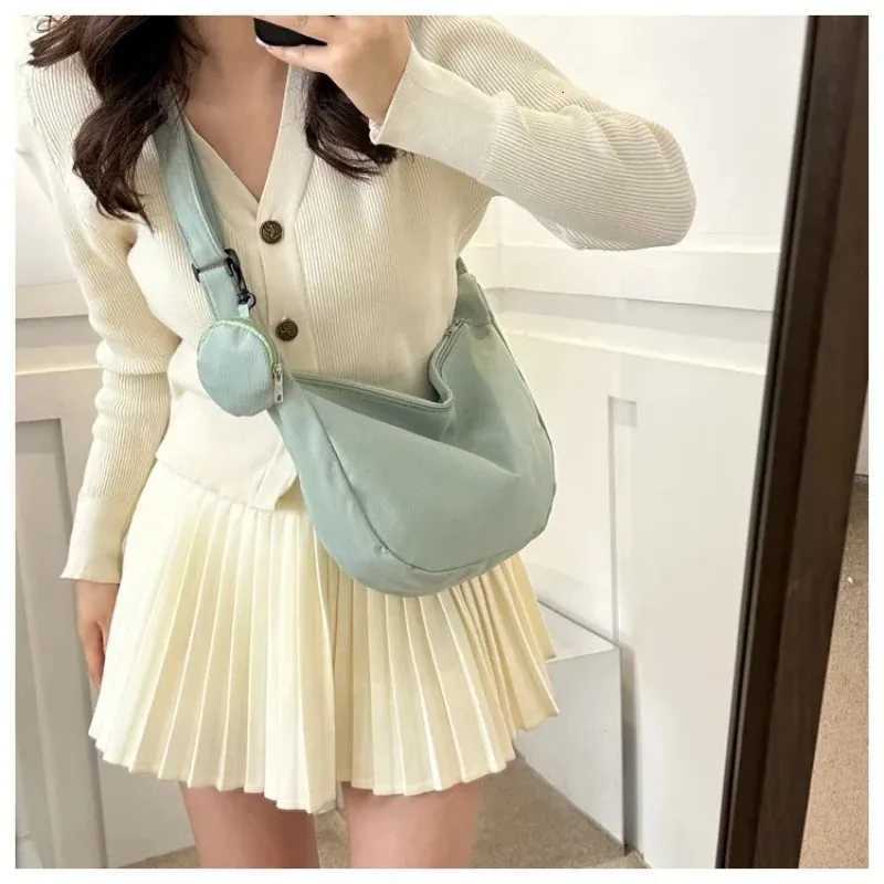 Womens Canvas Shoulder Bag Large Capacity Crossbody Chest Bag Casual Half Moon Belt Messenger Bag Student Commute Dumpling Bag Y250719