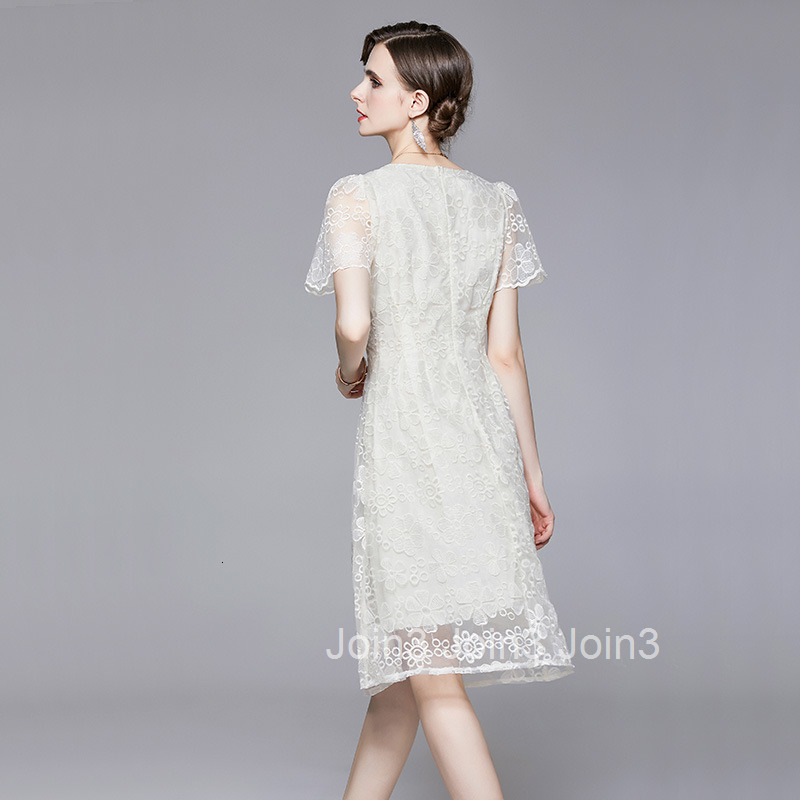 5512 Summer New Womens V-neck Puff Sleeve Beaded Flower Embroidered Mid-length Elegant Dress