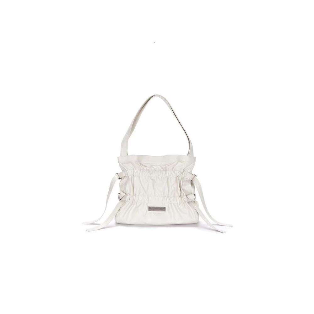 High-Quality Unisex Genuine Leather Backpack - Elegant Everyday Carry