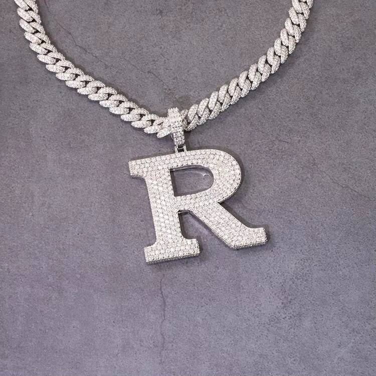 Custom Jewelry 925 Sterling Silver Ice Out Pendant Hand-set Hip Hop Capital Letter R Moissanite Pendant