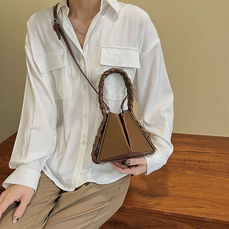 Niche Handbags for Women 2024 Autumn New Korean Fashion Crossbody Women's Unique Twist Handbag Shoulder Bag Trendy