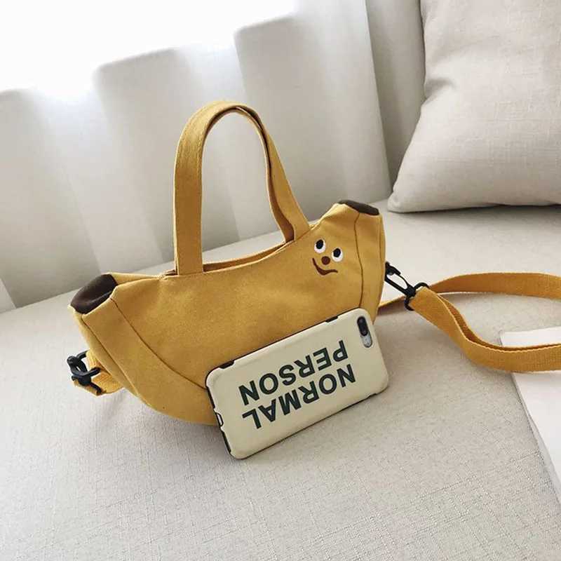 Canvas Bag Female Creative Quirky Banana Shape Fruit Bag Japanese Sweet Soft Crossbody Bag Y250719