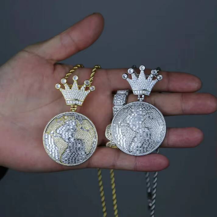 Custom Moissanite Pendant Necklace VVS Diamond Mossanite World Design Moissanite Pendant With Iced Out Chain