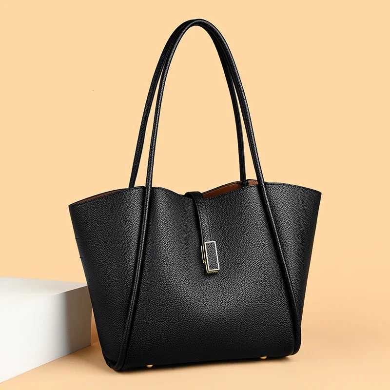 High Quality Soft Leather Shoulder Crossbody Bags For Women Large Capacity Bag Designer Casual Handbag Sac A Main Y250719
