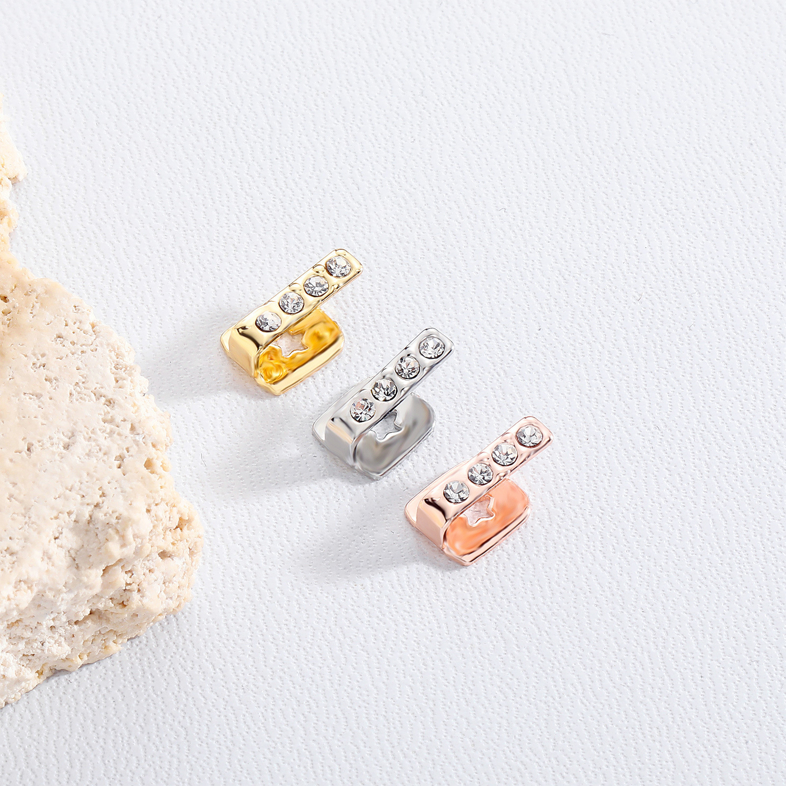Single Vertical Bar Hollow Two-Tone Grillz Daily Street Cool Iced Out Gold Teeth Hip Hop Versatile Accessory
