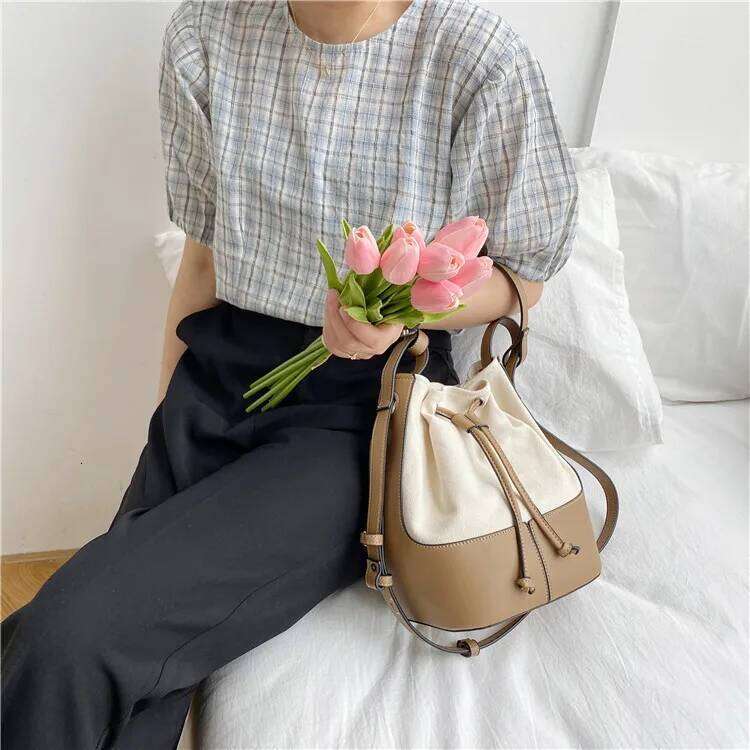 Korean Style Ing Canvas Small Bucket Bags For Women New Brand Shoulder Bag Handbags Casual Tassel Crossbody Bag