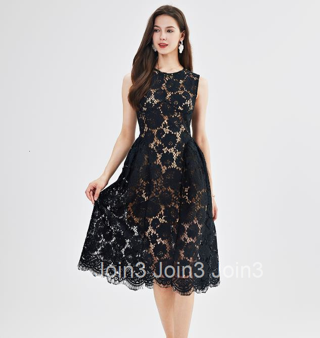 797 Lace Eyelash Puffy Vest Round Neck Dress Slim High Waist Dress