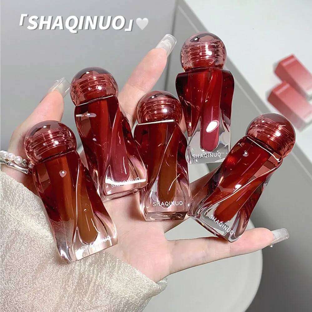 Artistic Soft Mist Mousse Lip Glaze Veet Matte Holding Makeup Not Easy to Sticky Cosmetics Lipstick X250720