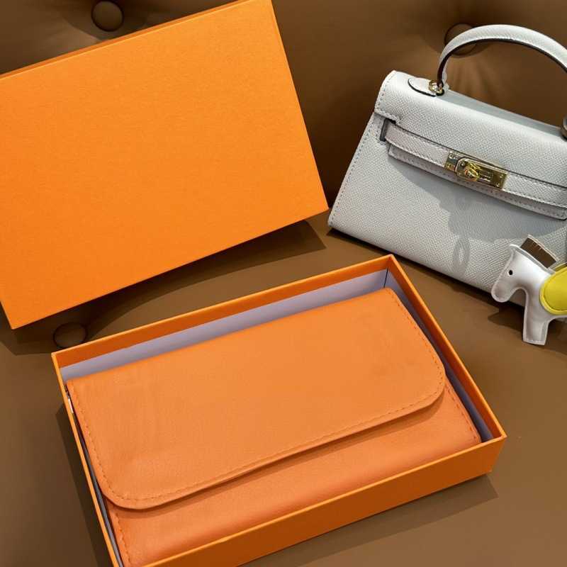 12-Piece Carriage Makeup Brush Set Woolen Gift Box Packaging for Home Office Gift Giving for Women