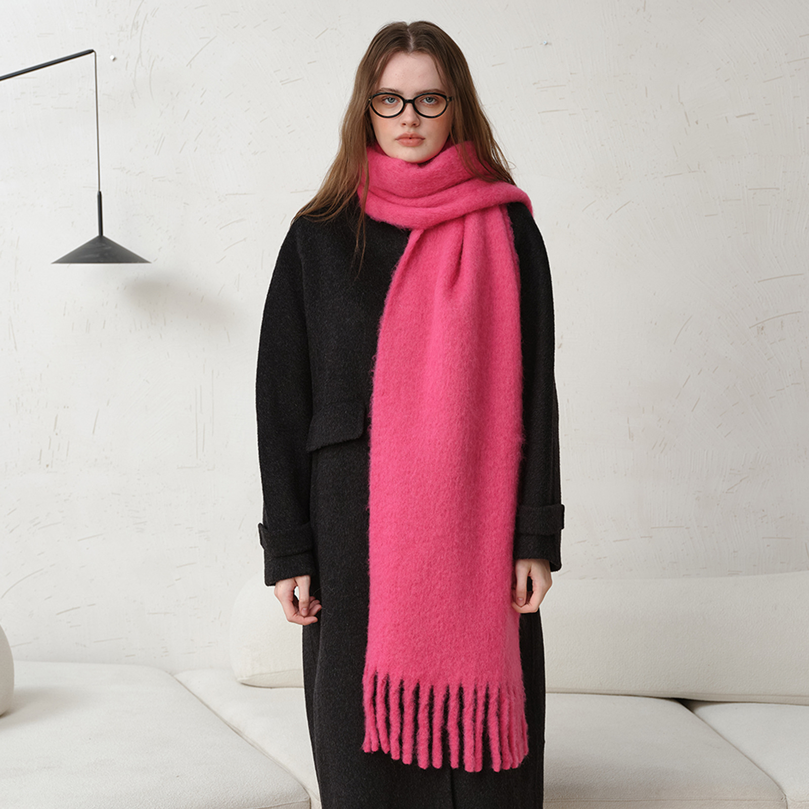 K1414 Homemade classic wool blended solid color tassel scarf for women winter warm atmosphere couple thick shawl neck scarf