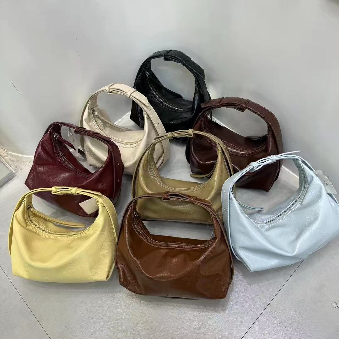 Fashion Multifunctional Handbag Niche Design Retro Style Suede Leather Shoulder Bag Cross-border Korean Version Armpit Bag Women's Designer Bag