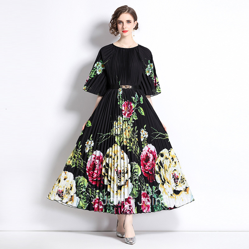 2024 New Artistic Style Printed Miyake Mid-Sleeve Round Neck Dress
