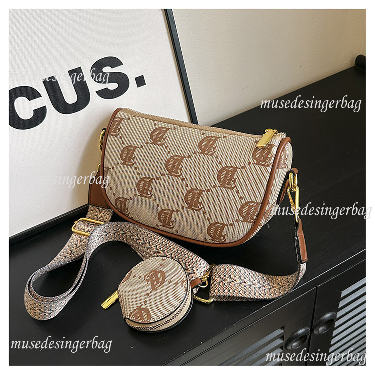 Luxury Brand Designer Bag High-End Printed Handbag For Women 2025 New Fashion Casual Shoulder Bag Versatile Crossbody Bag Commuter Tote Bag Trendy Pur