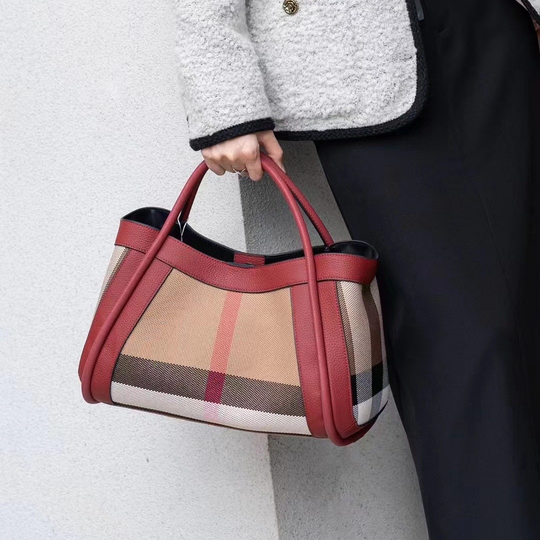Retro Checkered Shoulder Bag: Large Capacity Canvas Leather Tote for Autumn & Winter Fashion dh4300051