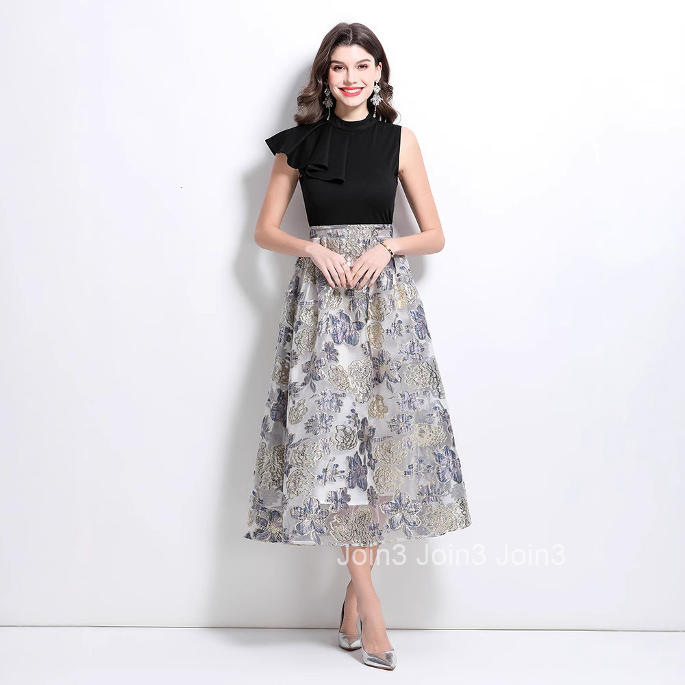 2653 Spring New Heavy Embroidered Jacquard Stand Collar Ruffle Dress Gown