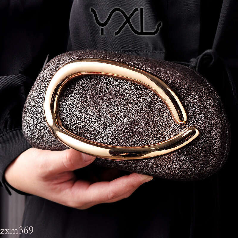 2025 New Hot-Selling Metal Handle Evening Bag Gradient Color PU Clutch High-End Feel