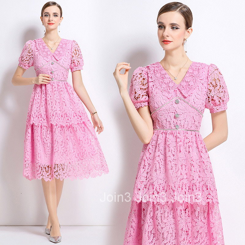 712 Short Sleeve Slimming Hollow Out Water-Soluble Lace Trim Mid-Length Dress