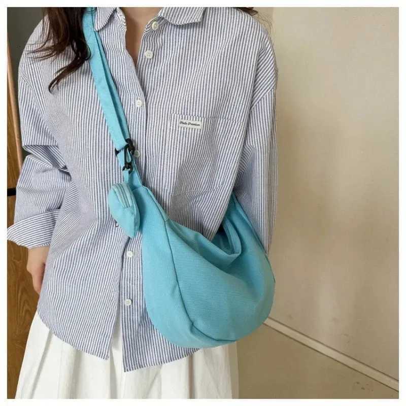 Womens Canvas Shoulder Bag Large Capacity Crossbody Chest Bag Casual Half Moon Belt Messenger Bag Student Commute Dumpling Bag Y250719