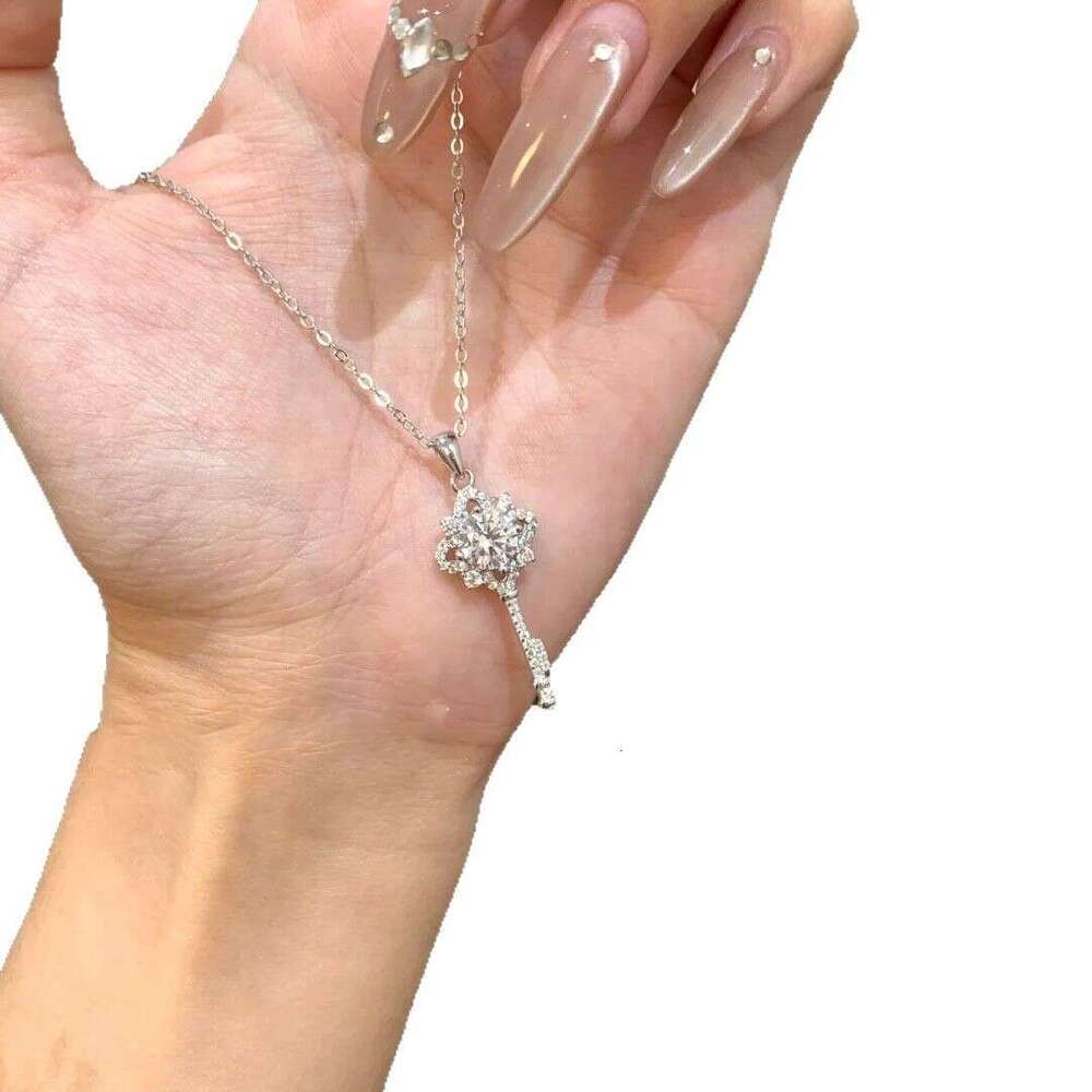 Korean Style Zircon Rhombus Key Pendant 2025 New Simple Elegant Collarbone Chain Commuting Versatile Women's Necklace
