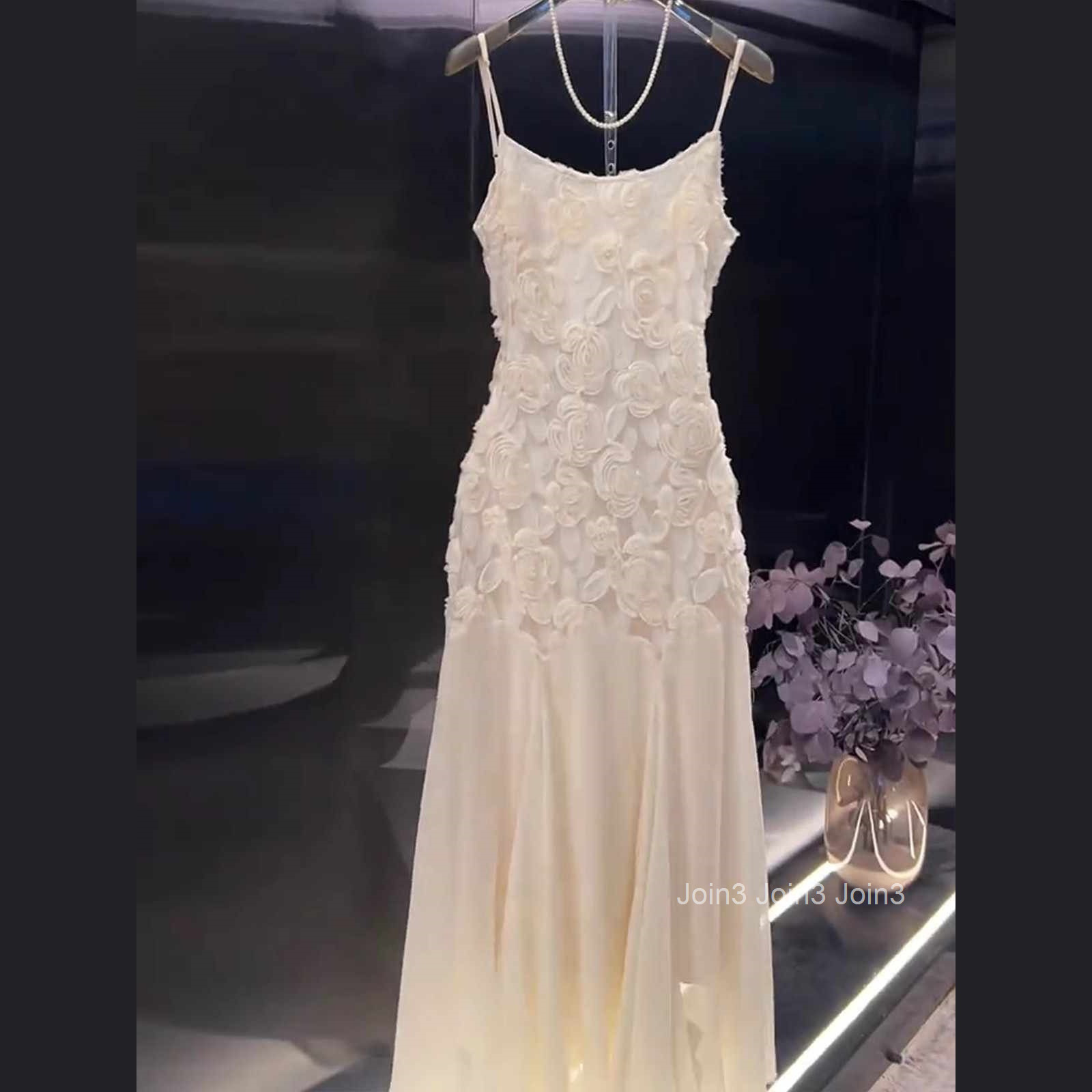 French Style Three-Dimensional Floral Lace Elegant Strap Dress for Women 2025 Summer New Design Long Dress