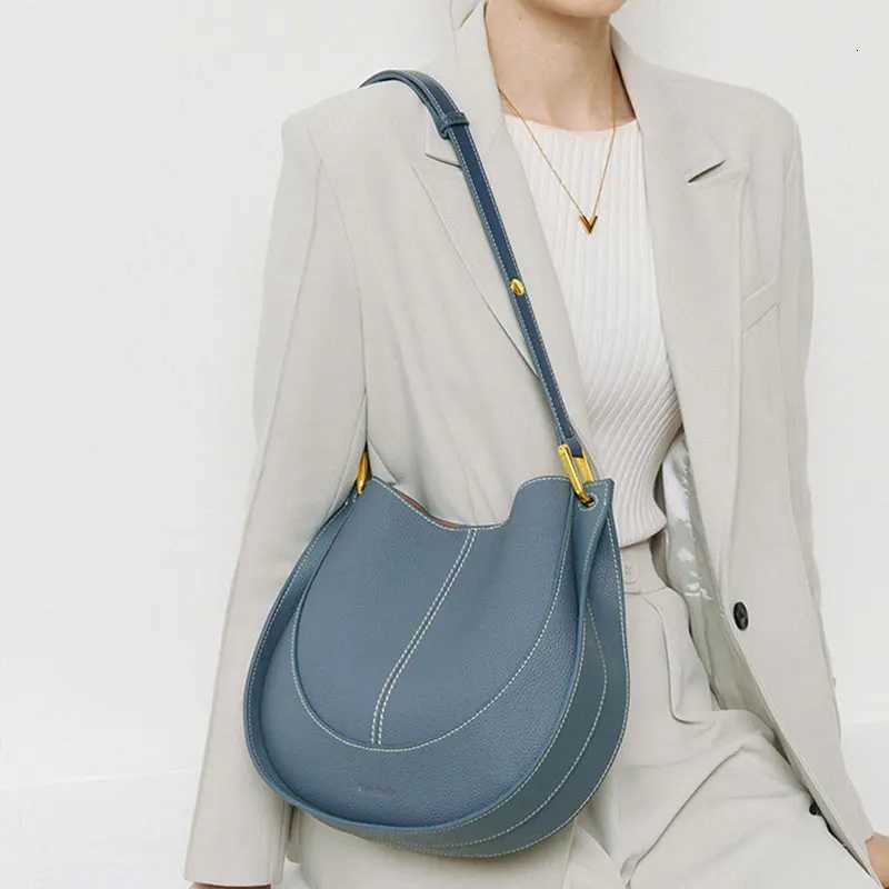 Fashion Womens Bag Large capacity Designer Shoulder Bag High Quality Cowhide Handbags Women Crossbody Saddle Bags Y250719