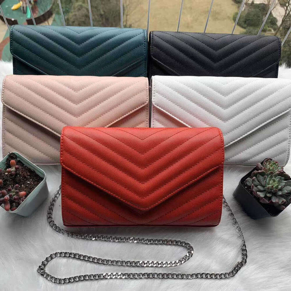 quality Womens messenger bag Fashion luxurys wallets designers mens Shoulder Totes purse handbags crossbody backpack Chain Bag Flap Bag Commuter Bag