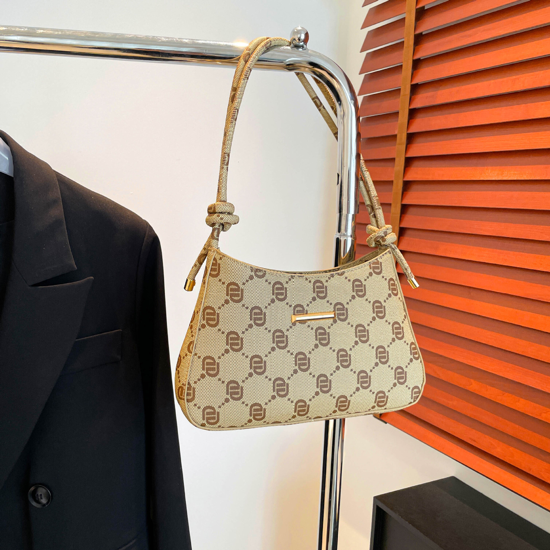 Luxury Brand Designer Bag Large Capacity Tote Bag Handbag For Women 2025 New Commuter Versatile Mom Bag Single Shoulder Crossbody Bag