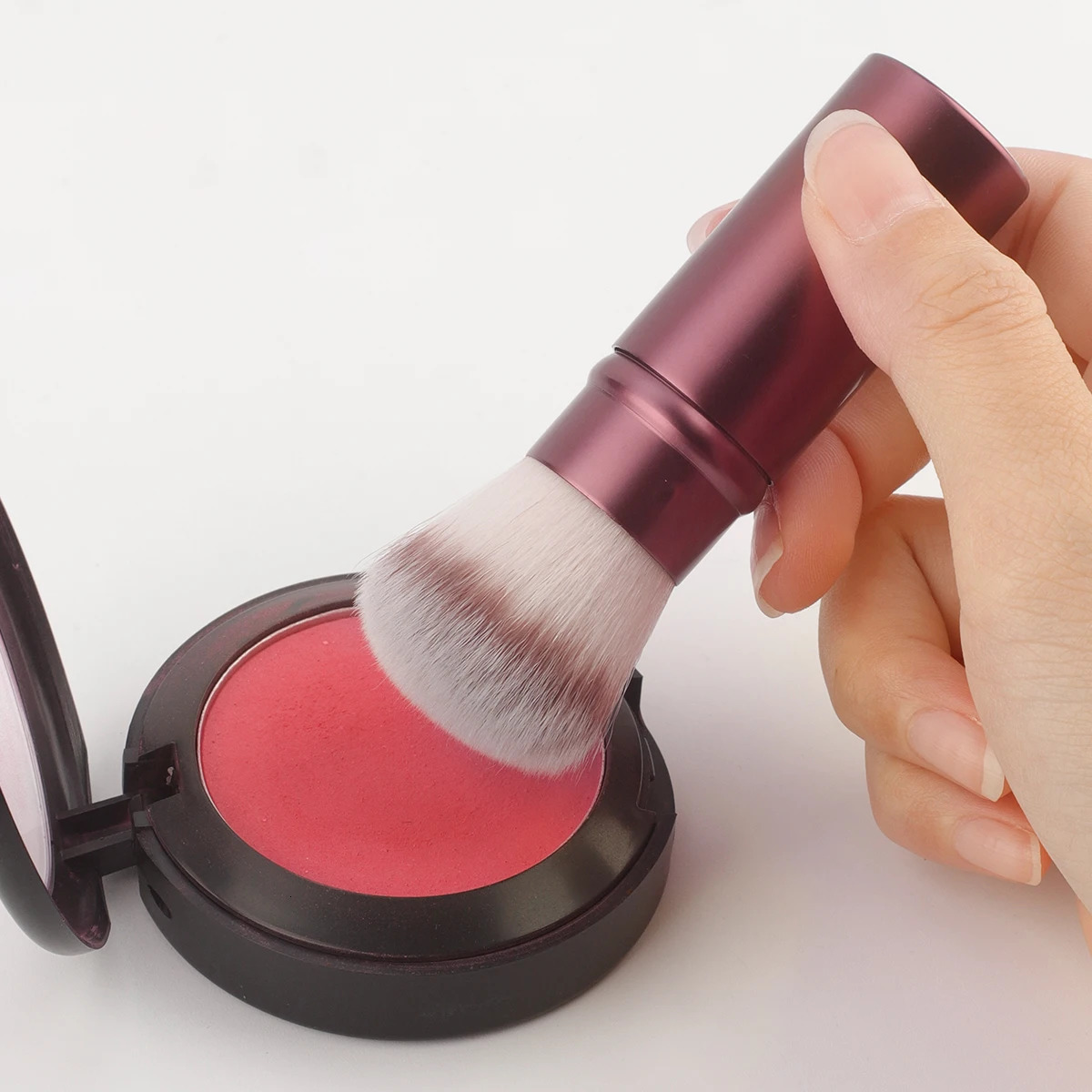 1pc Retractable Brush Makeup Powder Blusher Mini Multifunction Portable With Aluminum Handle 250714