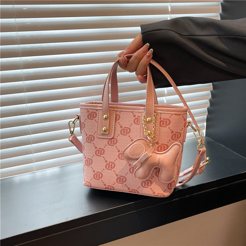 Luxury Brand Designer Bag Fashion Printed Bucket Bag Korean Style Simple Women's Bag New 2025 Summer Basket Handbag Single Shoulder Crossbody Bag