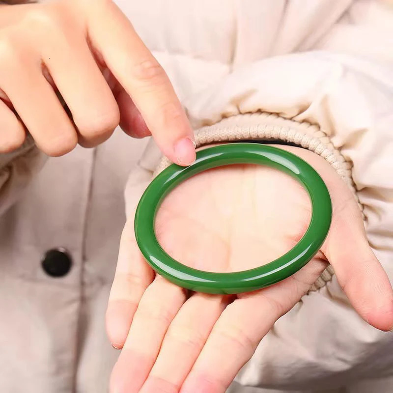 Natural Jade Bracelet Hetian Jade Round Womens Bracelet Delicate Fashion Jewelry Holiday Gift For Girls 250716