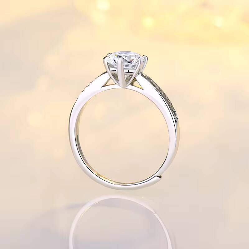 Moissanite Ring Six-prong Moissanite Ring D Color S925 Pure Silver Fashionable and Light Luxury