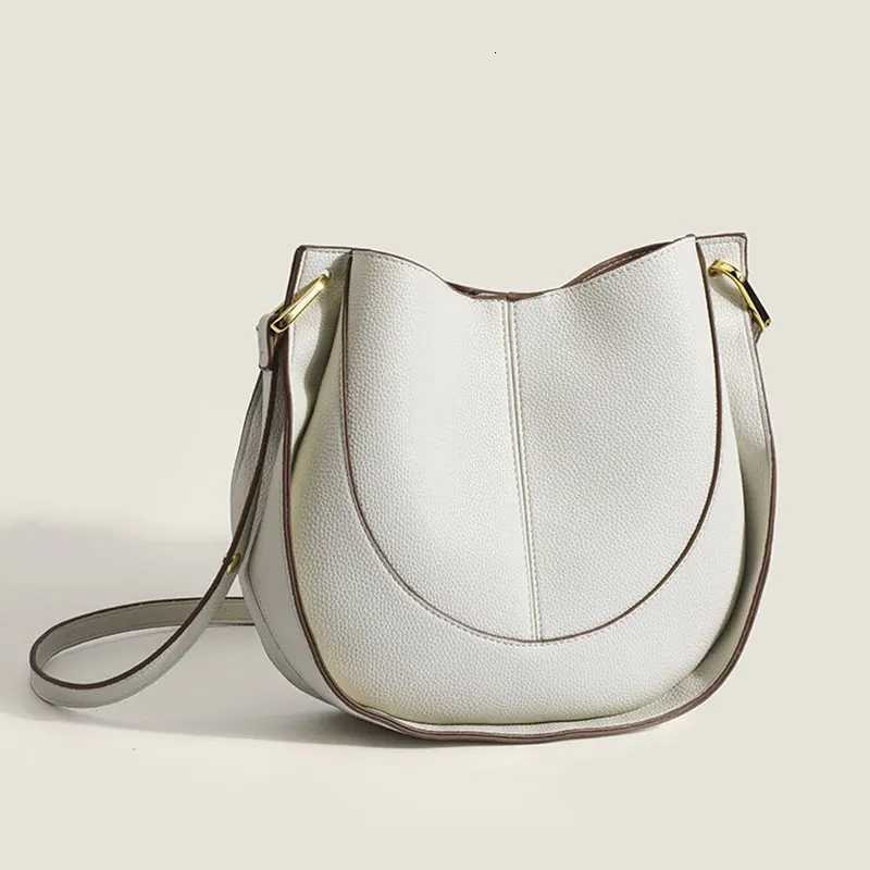 Fashion Womens Bag Large capacity Designer Shoulder Bag High Quality Cowhide Handbags Women Crossbody Saddle Bags Y250719