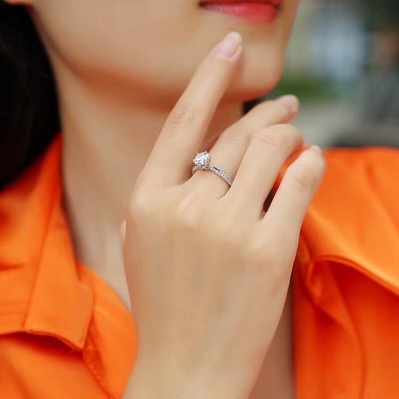 Fine Jewelry Ring Classic Sparkling 925 Sterling Silver VVS1 Round Moissanite Ring Women Closed Six Claws Moissanite Rings