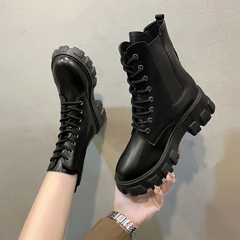 2025 Fashion Thick Sole Thick Heel Womens Boots Large Size Womens Shoes Black Platform Sole Small Short Boots 250714