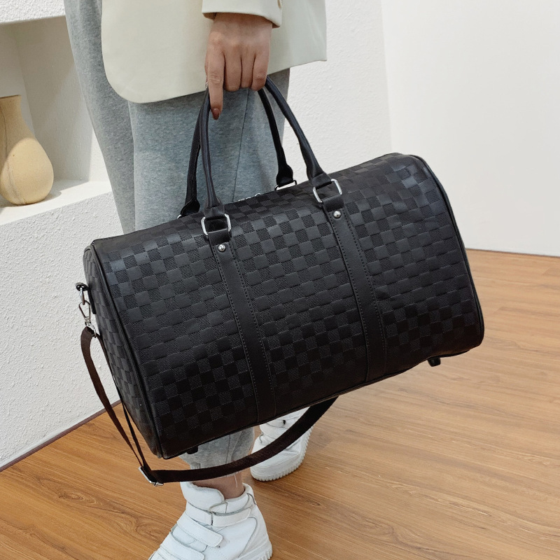 2025 Free Shipping Designer Women's Large Capacity Crossbody Travel Bag Lightweight Weekender Tote with Organizer, Handheld Sports Gym Purse