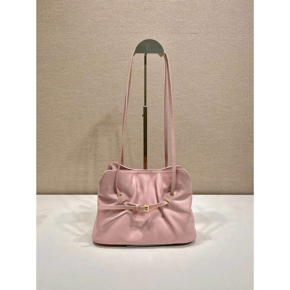 Soft Lambskin Cloud Shoulder Bag Spacious Stylish Crossbody Purse for Women Fashionable Versatile Handbag